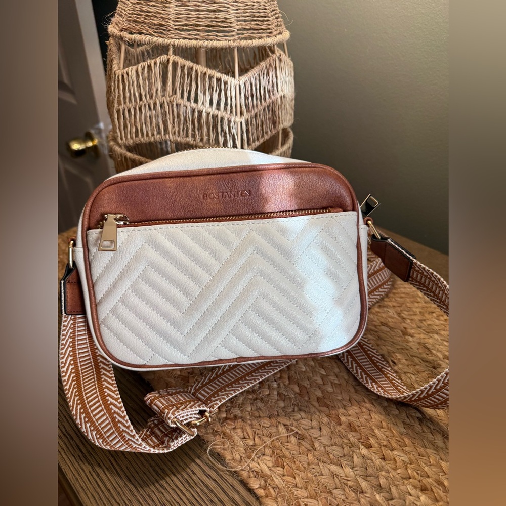 Bostanten Quilted Crossbody Bag in White and Brown - Picture 7 of 9